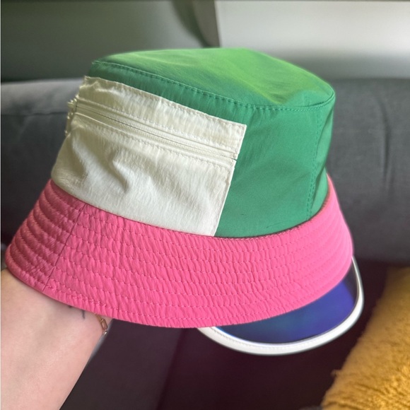 Christian Louboutin NWT Bobiviz Medium green pink white bucket hat w/ visor - Picture 2 of 8